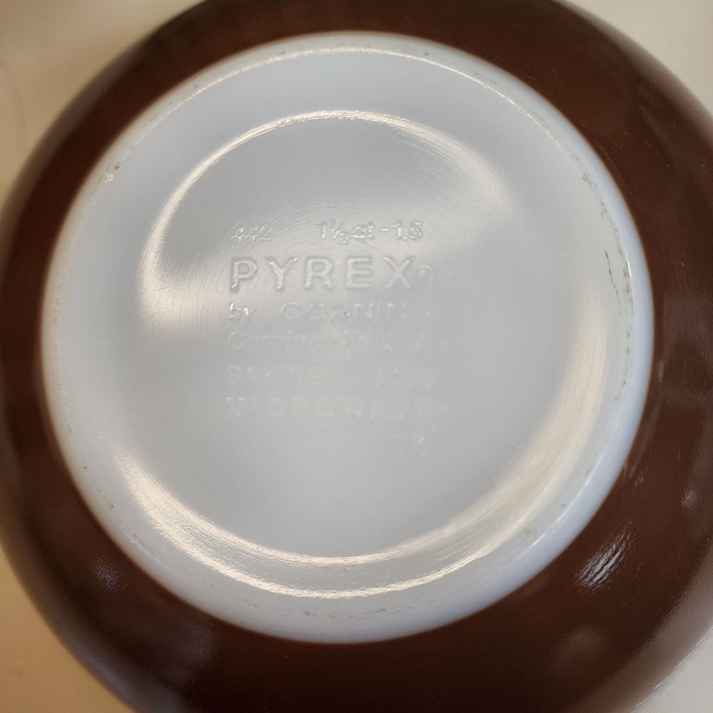 442 PYREX By Corning Mixing / Serving bowl 1.5 qt - Picture 11 of 16
